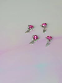 Image 5 of Pink dimond heart key