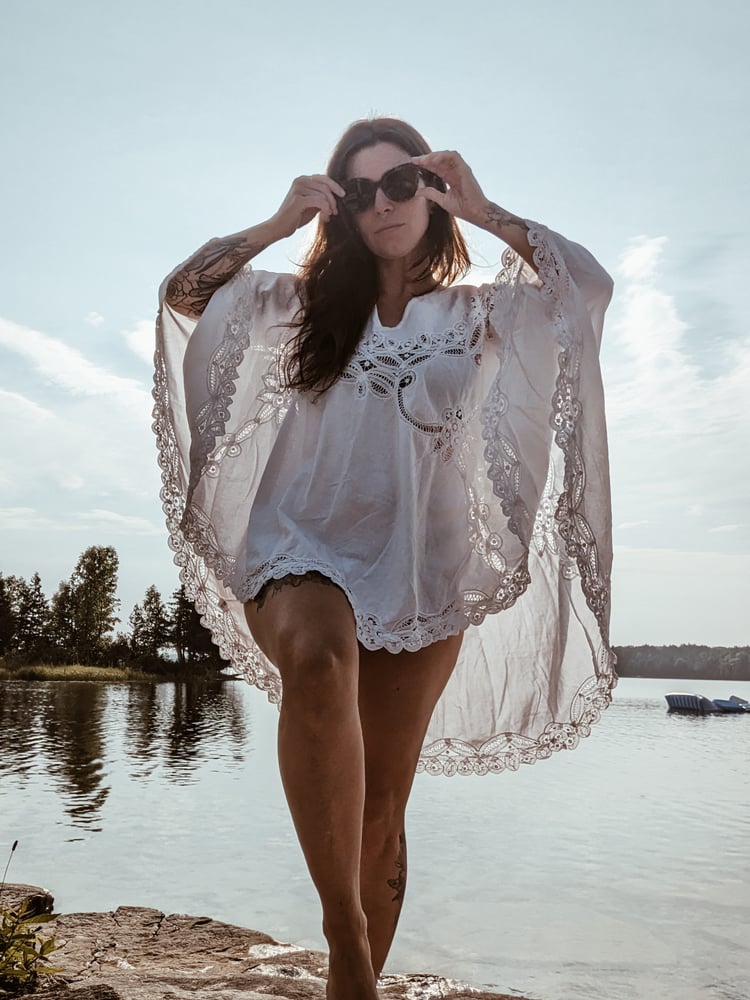 Image of White Shawl