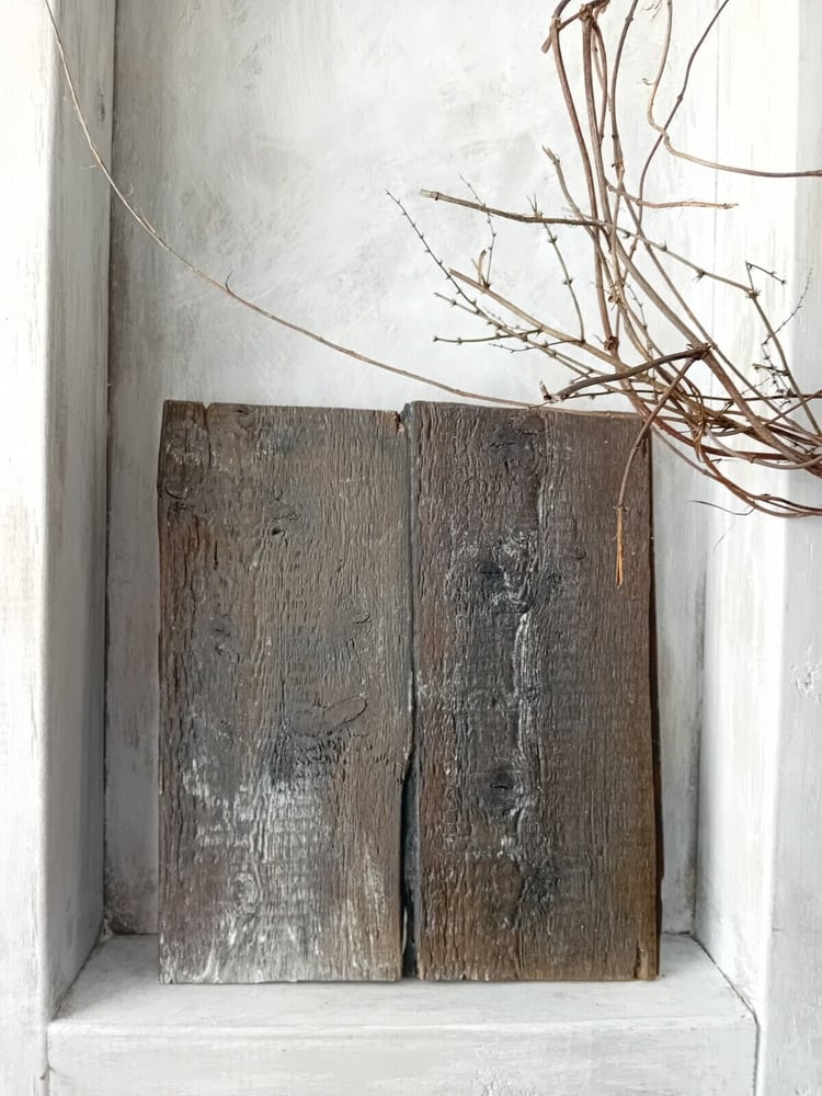 Image of Distressed Plaster Polished Painted Canvas Antique Barn Timber No.5 