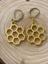 Honeycomb Leverbacks