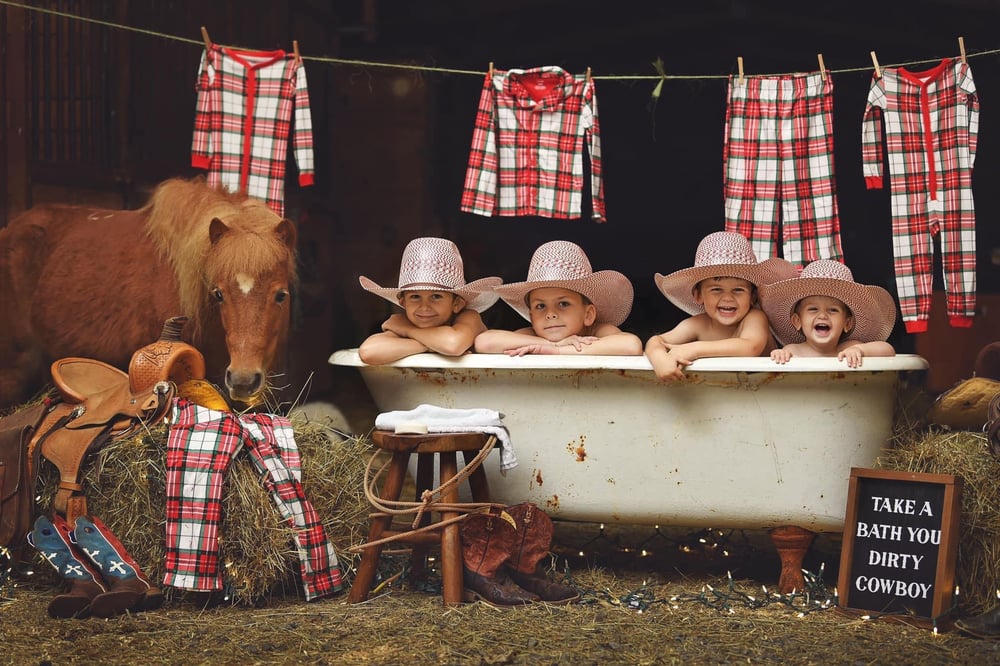 Image of {Cowboy Christmas Minis} Saturday, October 14th