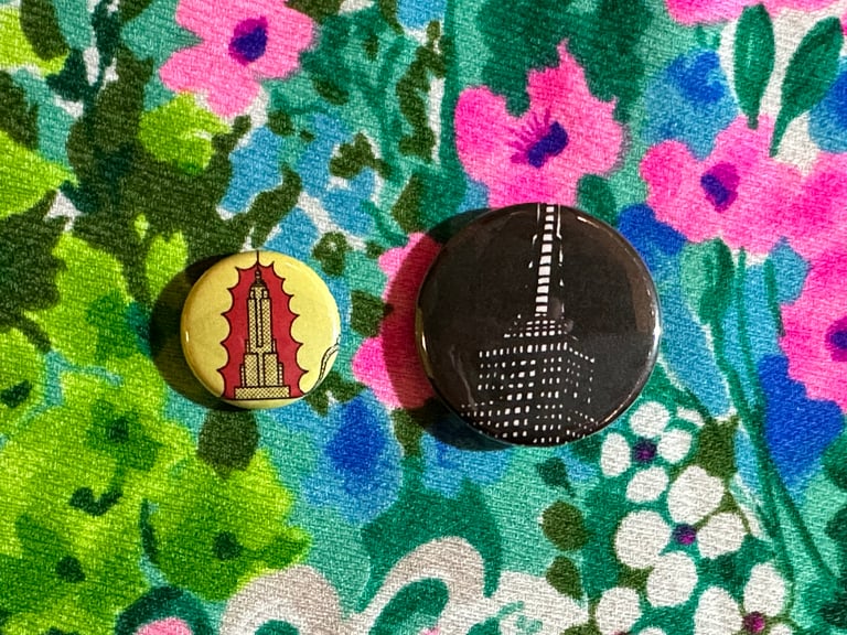 New York City Pinback Buttons Lot of 6 (Set C) Image 3