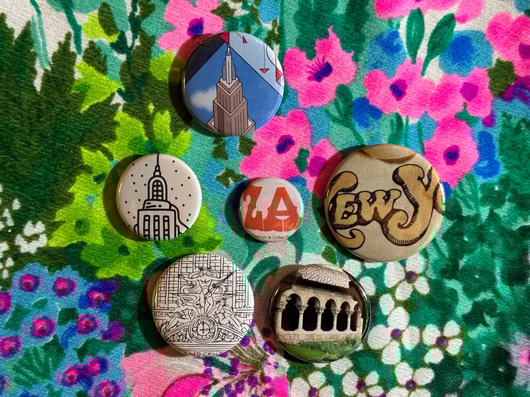 New York City Pinback Buttons Lot of 6 (Set D)