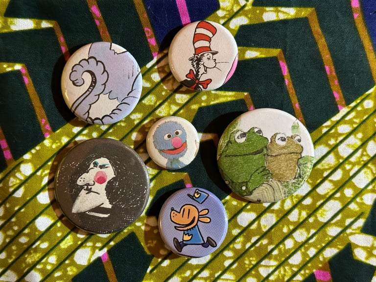 Children's Book Pinback Buttons Lot of 6 (Set B)