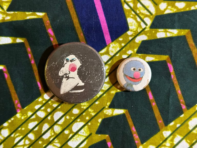 Children's Book Pinback Buttons Lot of 6 (Set B) Image 5