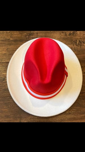 Image of Fedora hat /bottom