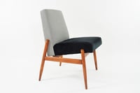 Image 1 of Fauteuil sans accoudoirs bicolores