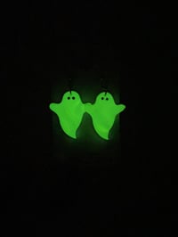 Image 3 of Ghost (Glow in the dark)