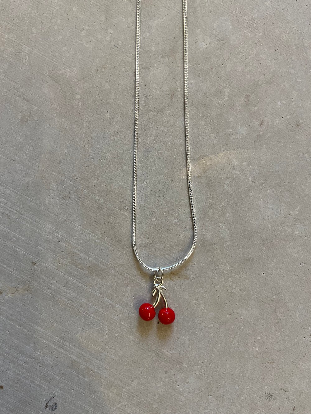 Cherries necklace Silver 