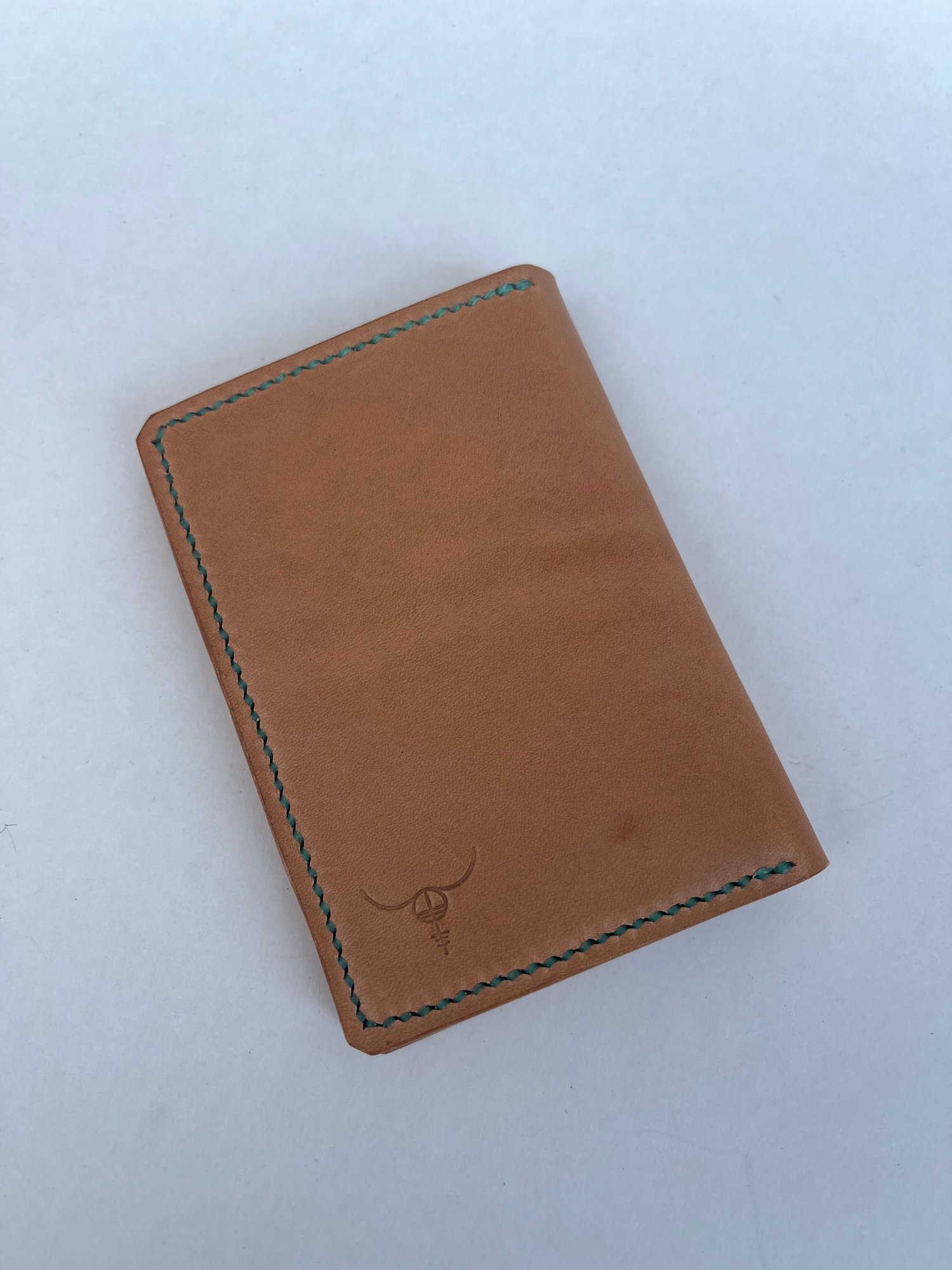 Image of Natural Vachetta/Marbled Vertical Cardholder 