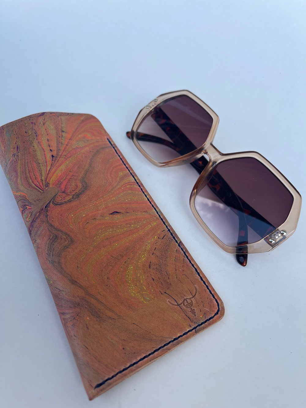 Image of Muted Marbled Sunglasses Case