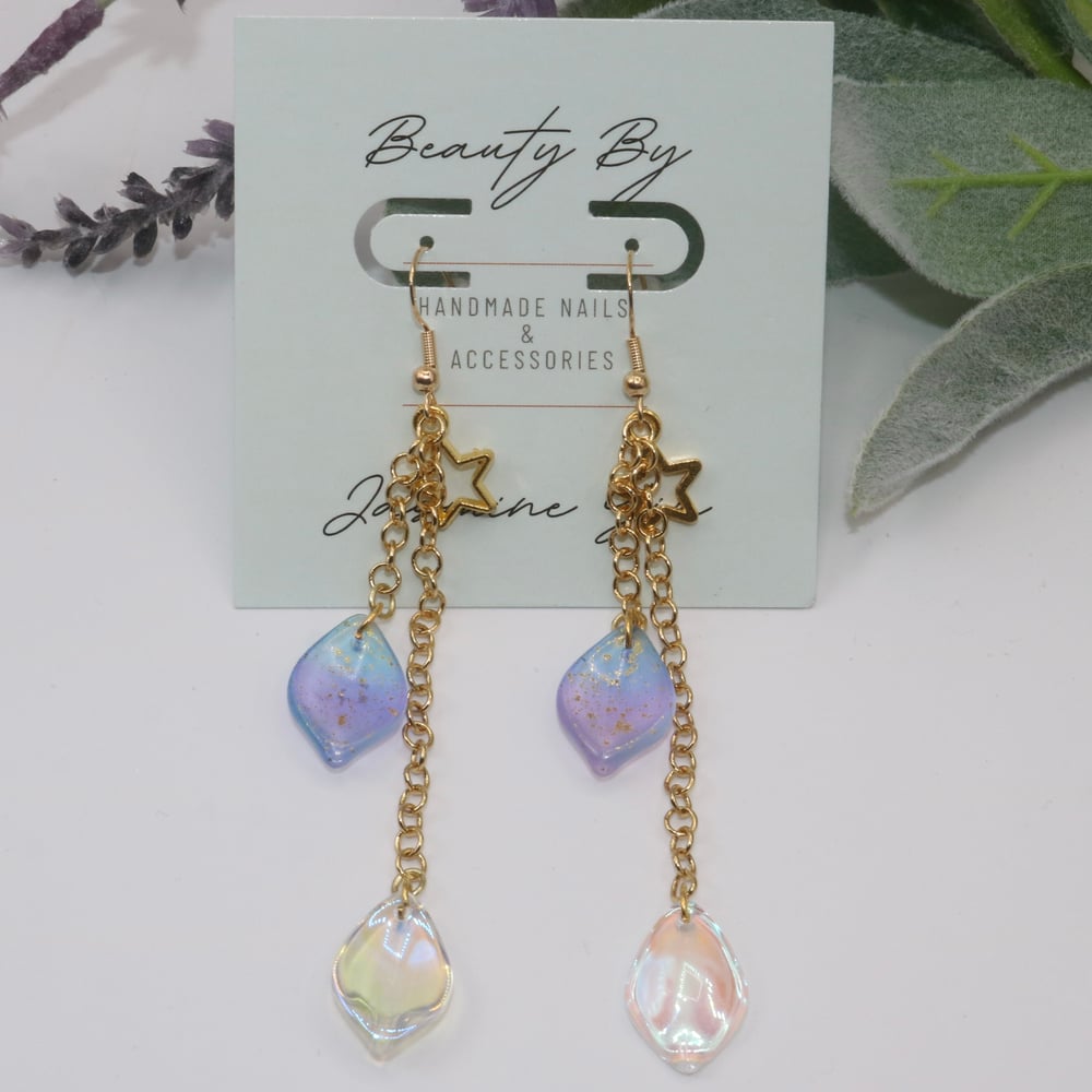 Image of 18k Gold Fairy Light Double Drop Earring