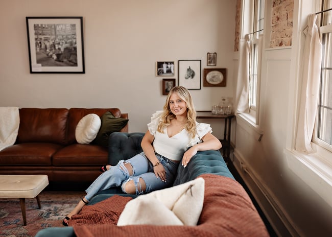HUDDLESTON HALL CHRISTMAS SESSIONS