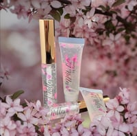 Image 3 of High Shine Gloss (Clear & Nude)