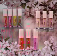 Image 4 of Pigmented Gloss