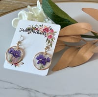 Image 3 of Pressed Purple Lobelia on Capiz Shells