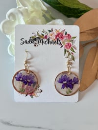 Image 5 of Pressed Purple Lobelia on Capiz Shells