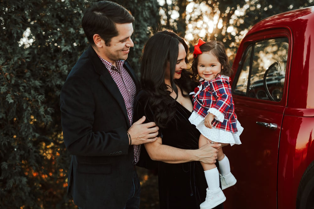 Image of NOVEMBER 5TH | RED CHRISTMAS TRUCK MINI SESSIONS