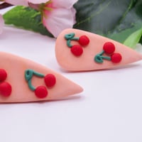 Image 2 of Fruitty Dagger Cherry