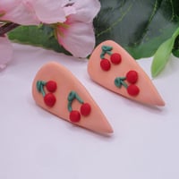 Image 4 of Fruitty Dagger Cherry