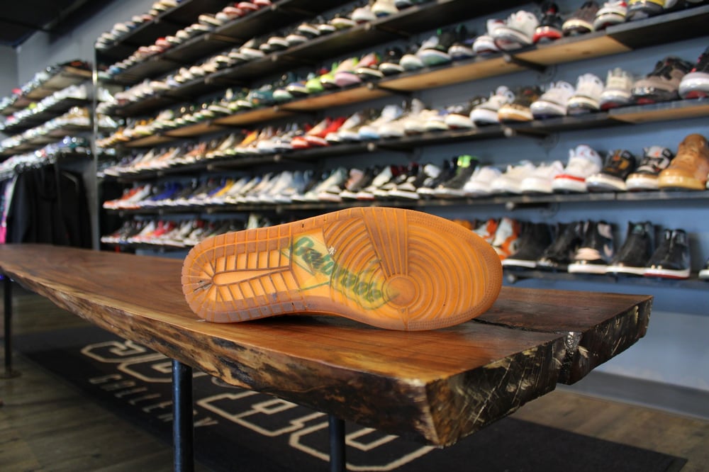 AIR JORDAN I OG HIGH GATORADE "ORANGE PEEL" *USED**
