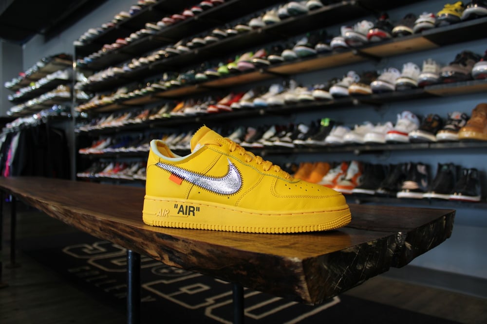 AIR FORCE 1 LOW x OFF--WHITE "LEMONADE" *USED*