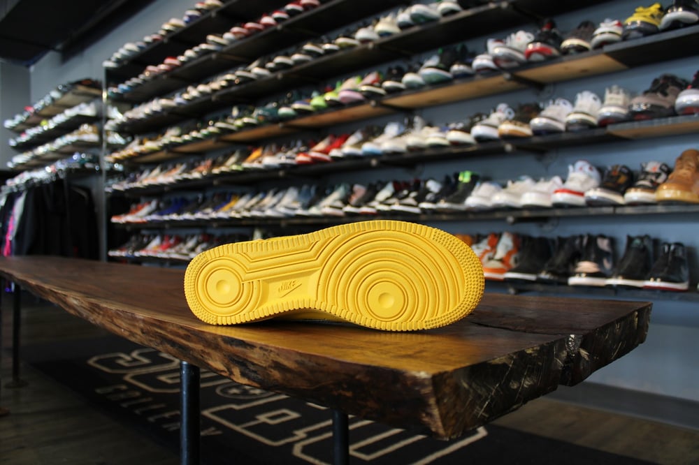 AIR FORCE 1 LOW x OFF--WHITE "LEMONADE" *USED*