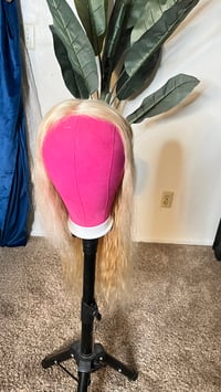 Image 3 of Platinum Blonde Wig