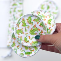 Image 2 of Re-usable face wipes - Red Eyed Tree Frog