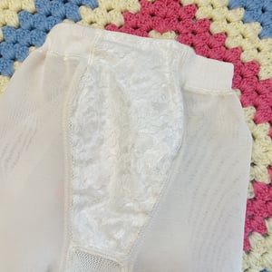 Image of Size S - Vassarette Shapewear White Lace and Satin Shorts with Garters