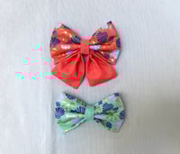 Image 1 of Palms and Shells Bow Tie / Sailor Bow