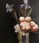 Image 4 of Nature morte aux fleurs  dans un vase en argent