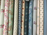 Image 4 of Andover fabrics fleurs roses 693 R