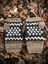 Image 3 of Hand knit and hand spun Oak and Acorn Mitts