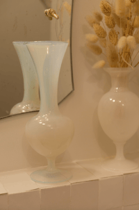Image 4 of Vases opaline