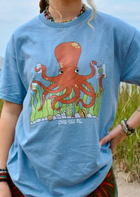 Image 3 of octopus’s garden tee