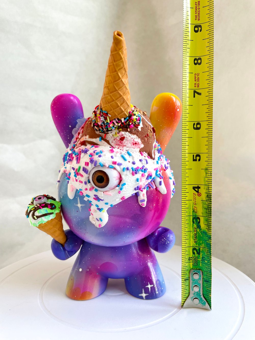 The Cream Dunny Unicorn B-Day Cake