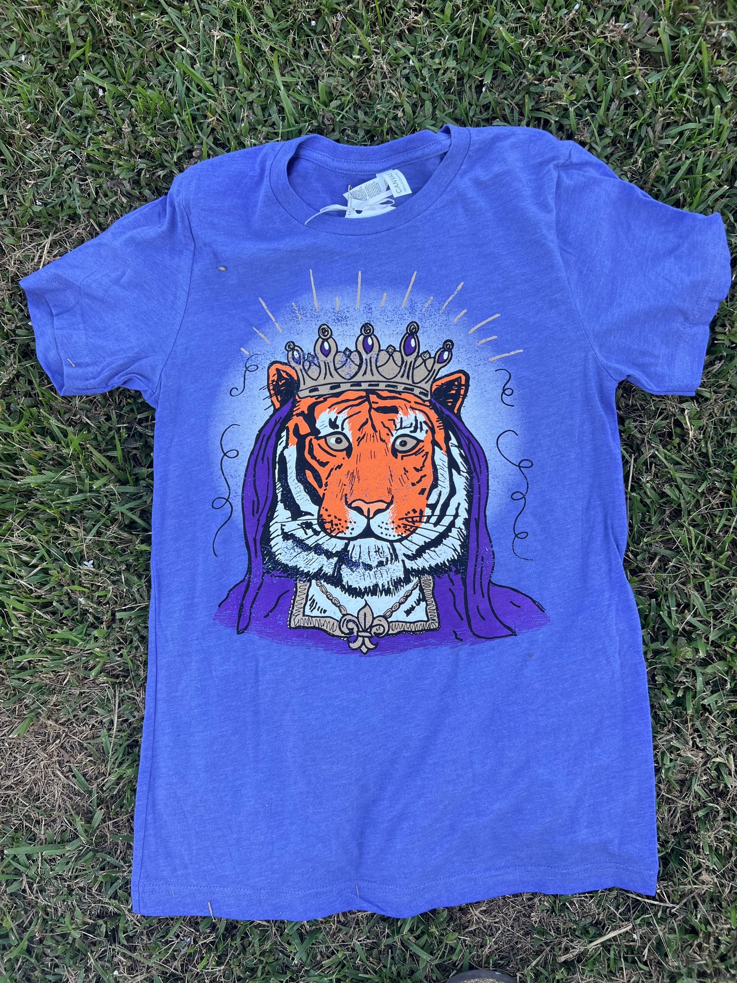 Image of Adult Tiger Queen in Purple 