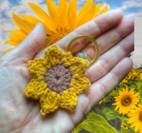 Large crochet sunflower key ring 