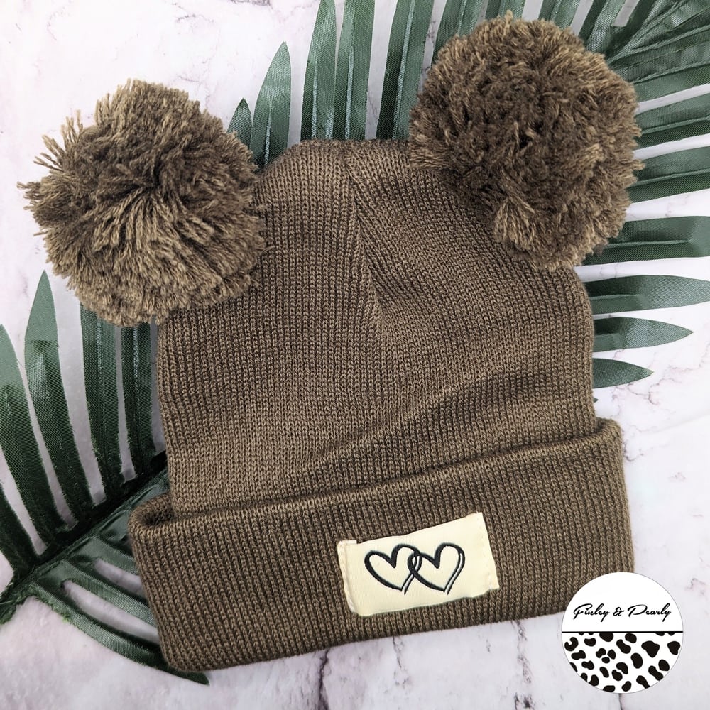 HAT: Pom Pom Heart