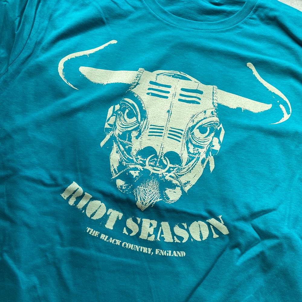 Ozzy Bull Tee (Jade/Cream)