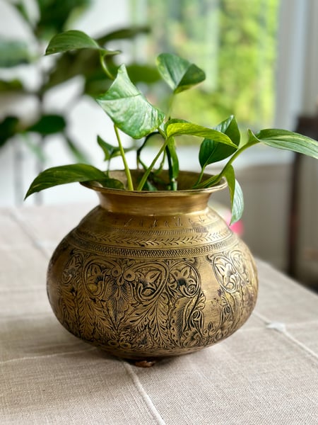 Image of Vintage style Brass pot