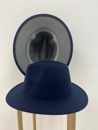 Image 2 of NAVY GREY BOTTOM 58CM FEDORA