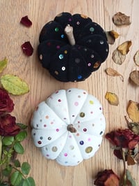 Image 1 of Velvet Pumpkin Decoration