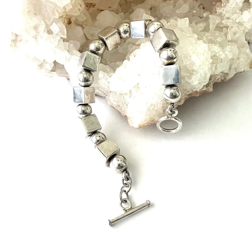 Image of Vintage Modernist Silver Bead Bracelet