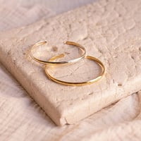 Image 4 of Brazalete Lisa