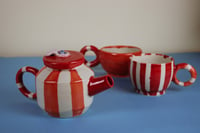 Image 2 of Theepot venus rood + tassen