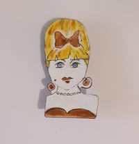 Image 2 of Enamel Brooch - Debutante (EJ033)