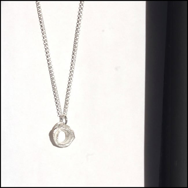 Rimmed Pendant