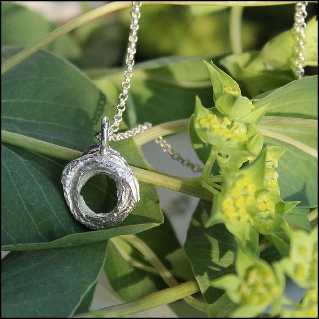 Rimmed Pendant